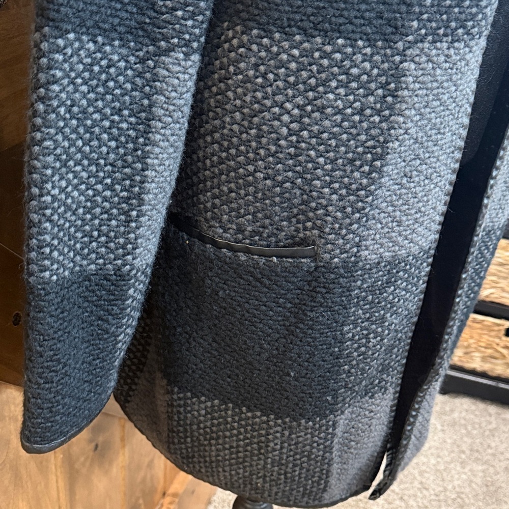 Old Navy Black and Gray Checkered Sweater Coat Size Large Tall - Picture 4 of 6